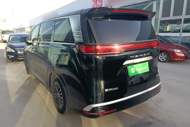 Used Denza D9 2022 DM-i 970 Four-Wheel Drive Prestige Model Rear Left 45 Deg