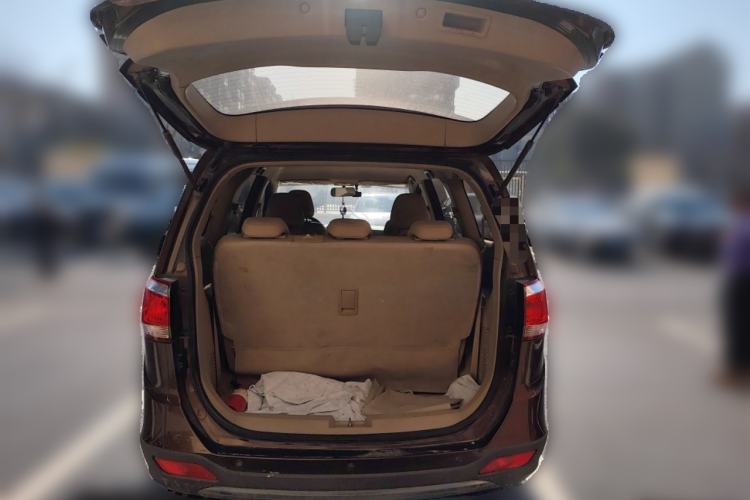 Used Baojun 730 2014 1.5L manual Comfort version 7 seats