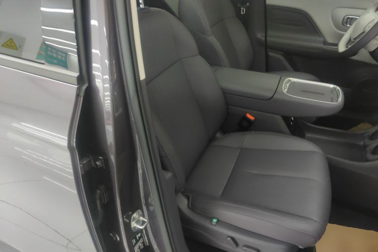 Used Leapmotor B10 2025 510 Joyful Edition Right Front Seat