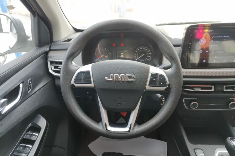 Used JMC Baodian 2023 2.5T Diesel Two-Wheel Drive Comfort Edition Long Wheelbase JX4D25A6L
