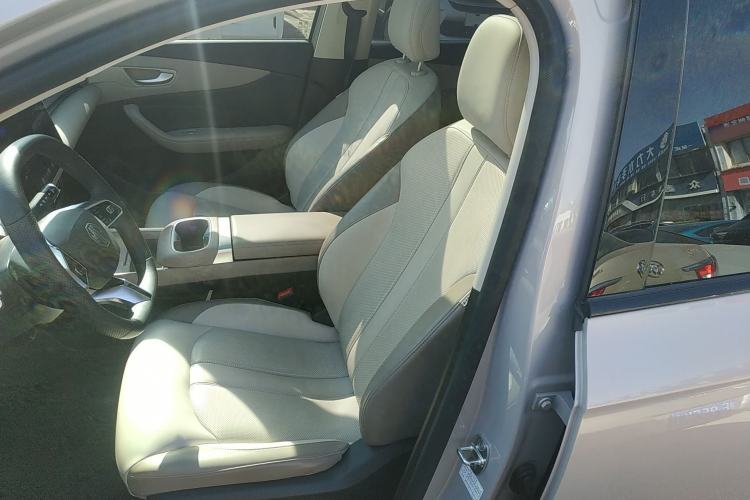 Used MG ES5 2025 525max Rear-Drive Intelligent Driving Version
