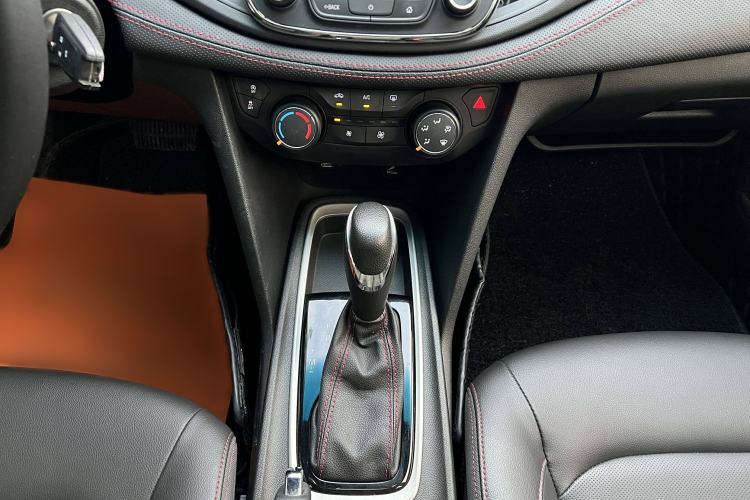 Used Chevrolet Monza 2019 RS 330T Automatic Comfort Edition China VI Standard