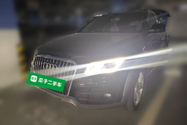 Used Audi Q5 2017 Plus 40 TFSI Technology Model