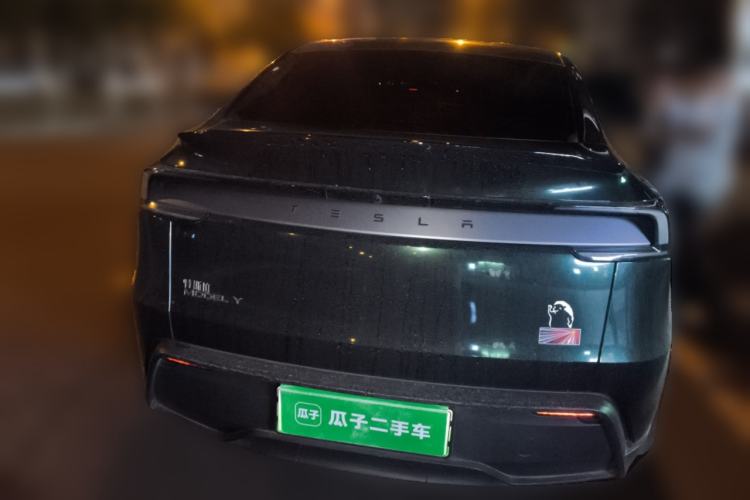 Used Tesla Model Y 2025 Rear-Wheel-Drive Version