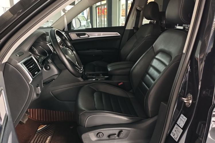 Used Volkswagen Teramont 2019 330TSI Two-Wheel-Drive Luxury Edition China V Standard
