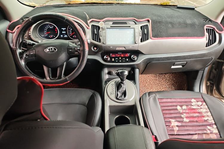 Used Kia Sportage R 2015 2.0L Automatic Two-Wheel Drive DLX Model
