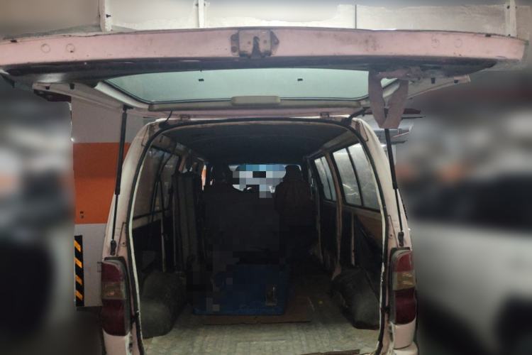 Used Jinbei Grace 2016 2.0L Standard Delivery Version Trunk