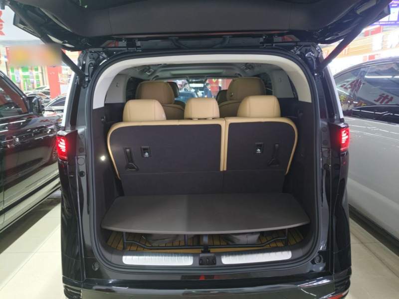 Used Denza D9 2024 DM-i 980 Four-Wheel Drive Prestige Model – Executive — 18