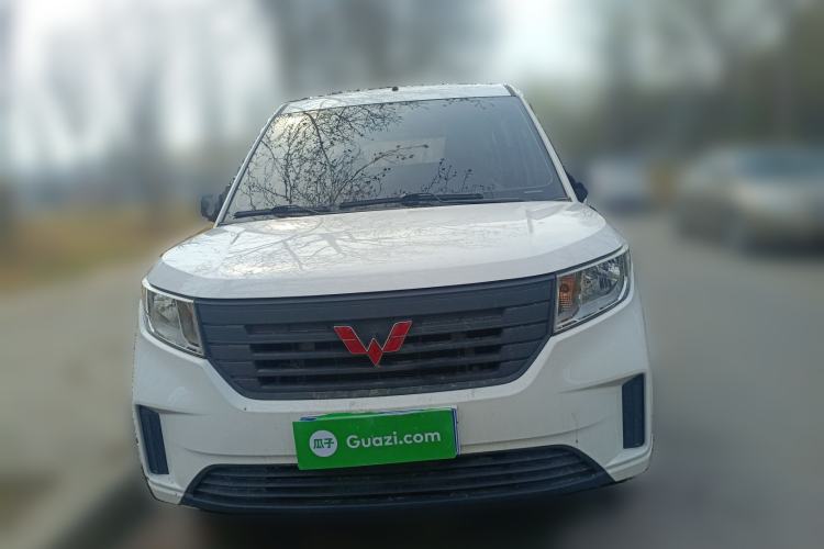 Used Wuling Hongguang PLUS 2020 1.5L Manual Standard Edition 7-Seater
