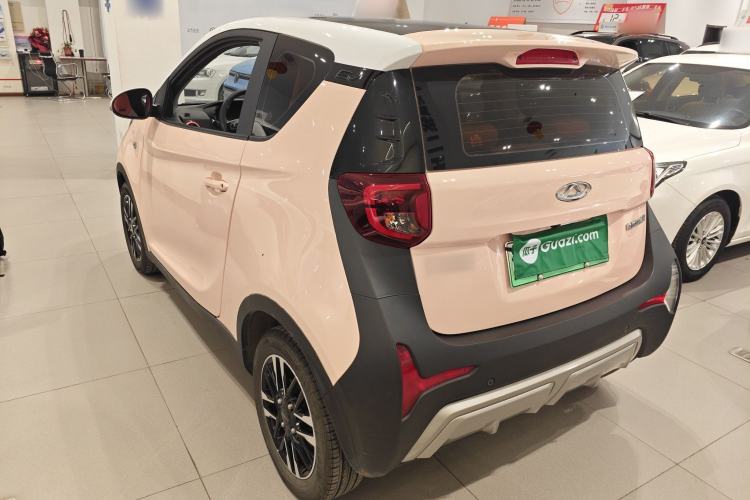 Used Chery QQ Little Ant 2022 Revised Version Sweet Pink Edition Half-Sugar Version Lithium Iron Phosphate 30.7 kWh 30 kW 301 km
