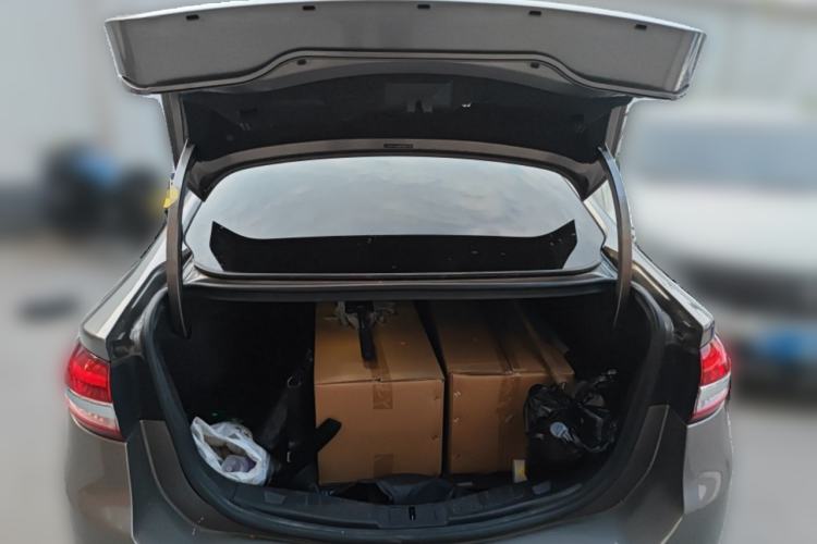 Used Ford Mondeo 2017 EcoBoost 180 Stylish Model Trunk