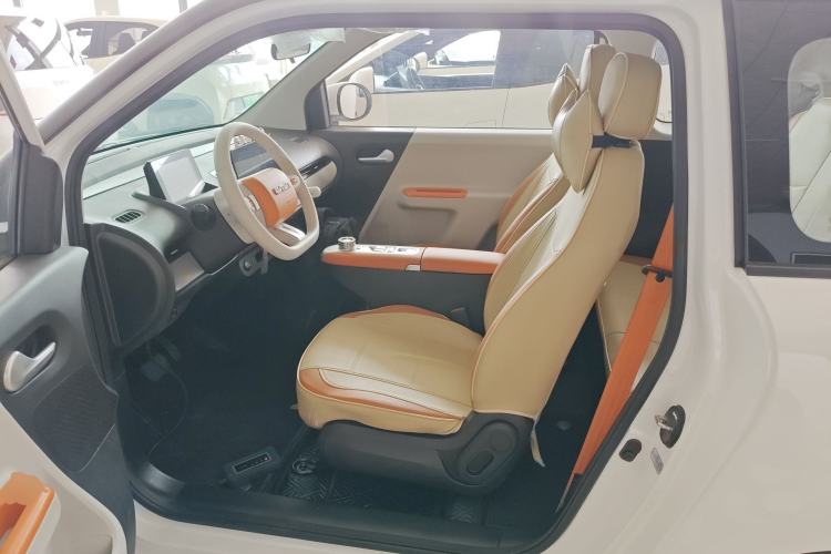 Used CHANGAN NEVO Lumin 2025 301km Honey Dew Edition Driver Seat