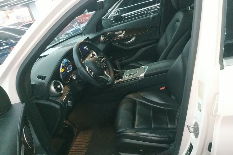 Used Mercedes-Benz GLC 2020 GLC 300 L 4MATIC Dynamic Edition
