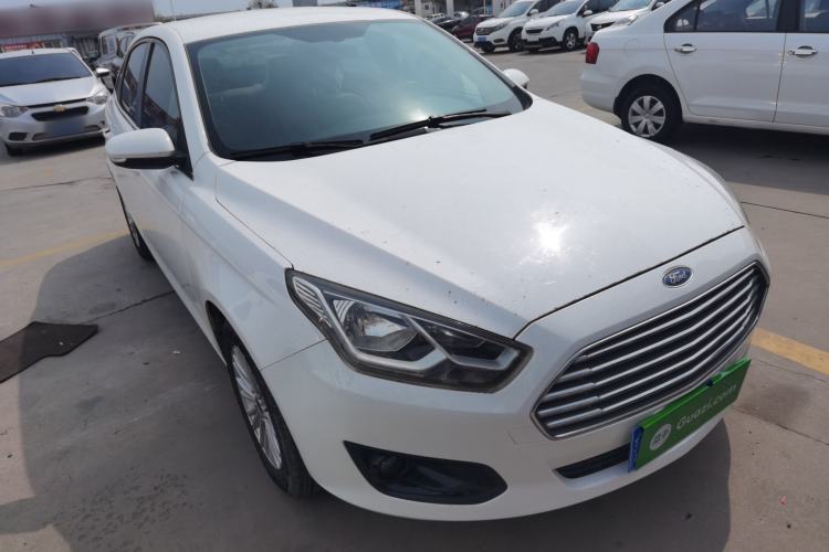 Used Ford Escort 2015 1.5L Manual Comfort Model
