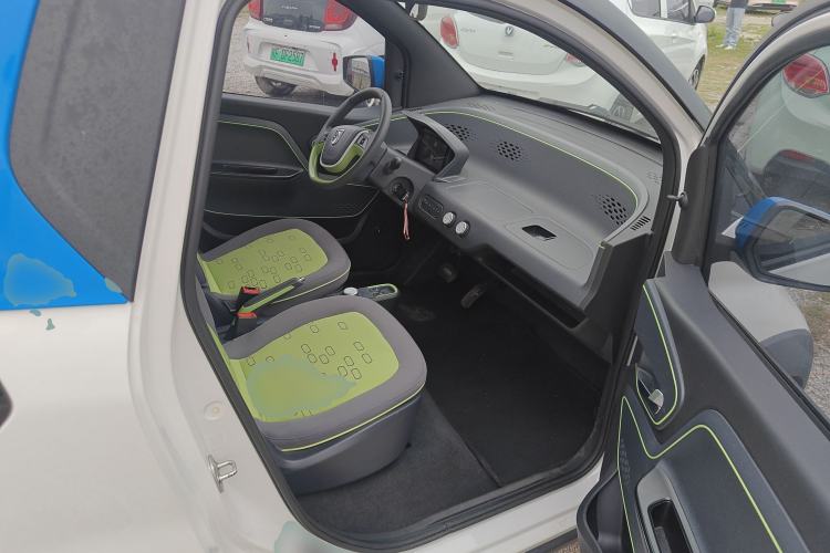 Used Baojun E100 2020 305KM Smart Drive Version Right Front Seat