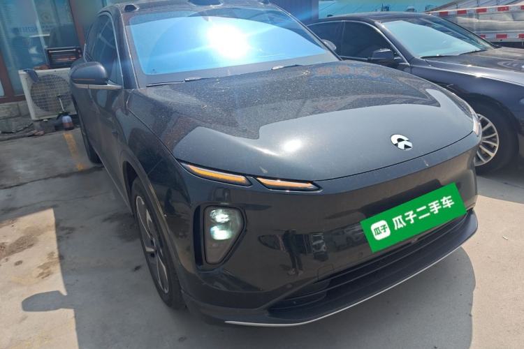 Used Nio ES6 2024 75 kWh Front Right 45 Deg