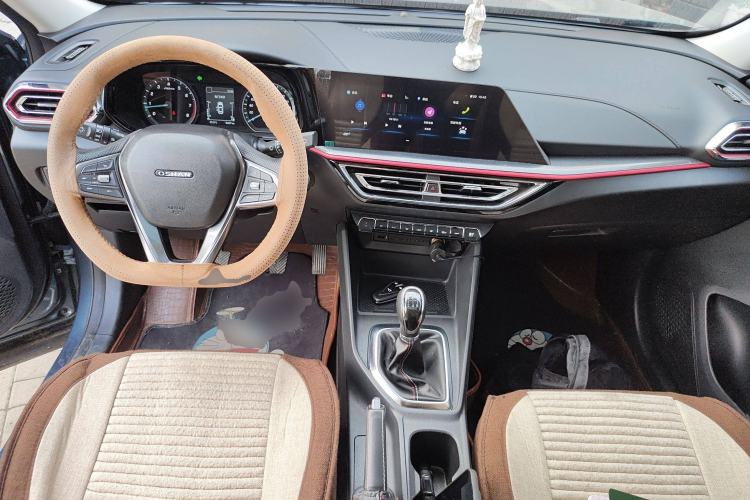 Used CHANGAN OSHAN X5 2021 Revised Version 1.6L Manual Luxury Edition
