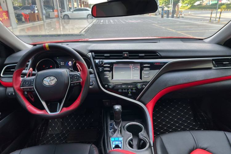 Used Toyota Camry 2018 2.0S FENGSHANG Edition
