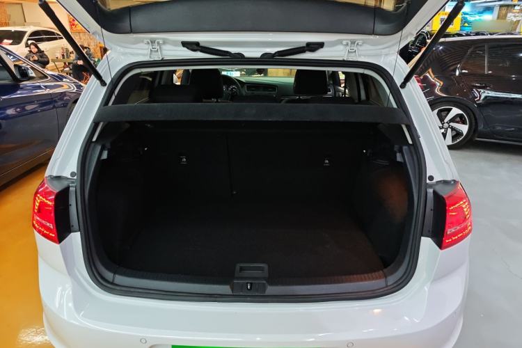 Used Volkswagen Golf 2016 230TSI Automatic Comfort Version