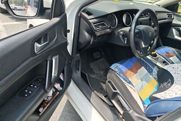 Used Peugeot 408 2015 1.2T Automatic Luxury Edition Driver Seat