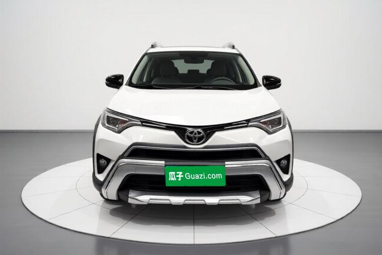 Used Toyota RAV4 2019 2.0L CVT Two-Wheel Drive Fashion X Limited Edition China V Standard
