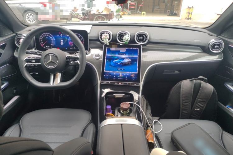 Used Mercedes-Benz C-Class 2025 C 260 L Sport Edition Center Console