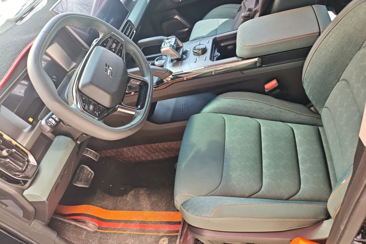 Used JETOUR Traveler 2023 2.0T Four-Wheel Drive Conqueror
