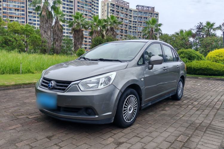 Used Venucia D50 2013 1.6L Automatic Fashion Edition Guazi used car, China used car export, Used car for sale, Used cars, Cheapest cars for sale