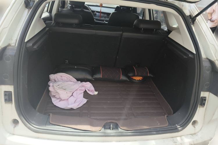 Used Haval H2s 2017 Blue Label 1.5T Dual-Clutch Comfort Model Trunk