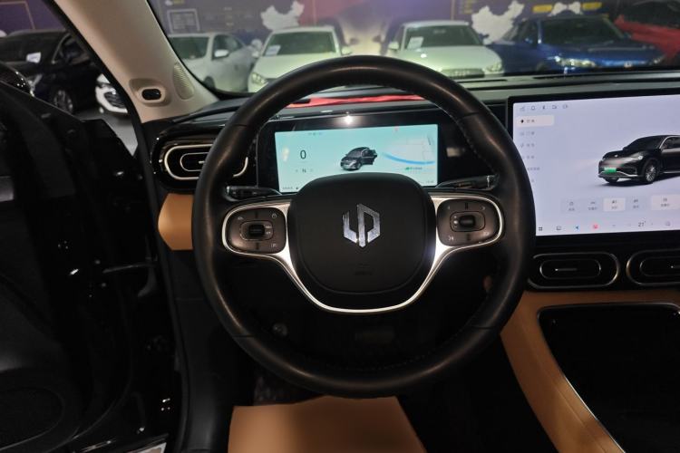 Used Leapmotor C11 2024 Range-Extended 200 Smart Enjoyment Edition
