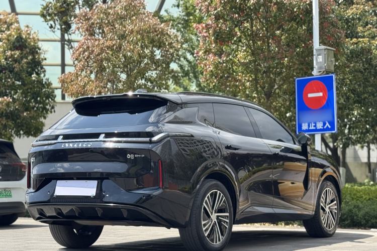 Used Lynk & Co 08 EM-P 2023 120km Long-Range Halo
