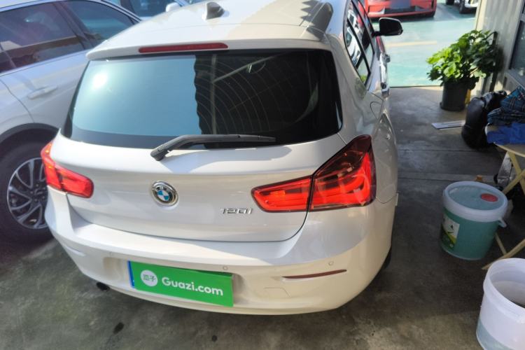 Used BMW 1 Series 2015 120i Leading Model
