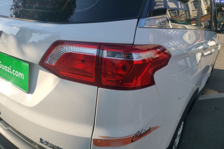 Used Wuling Hongguang S3 2019 1.5L Manual Comfort Model China VI Standard
