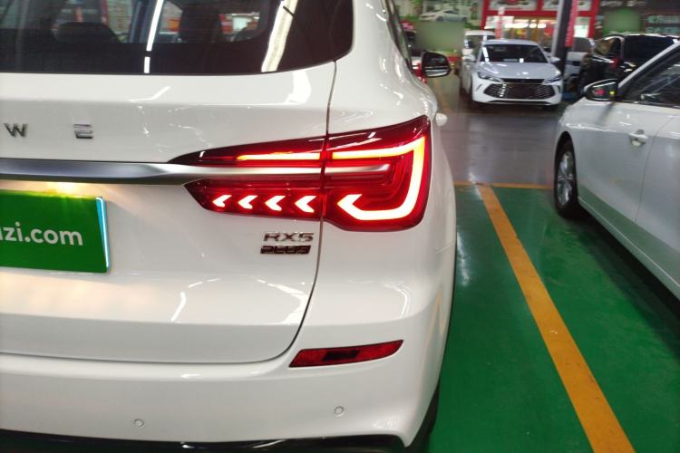 Used Roewe RX5 2025 PLUS 330TGI Automatic Trendsetting Smart Edition Right Rear Taillight