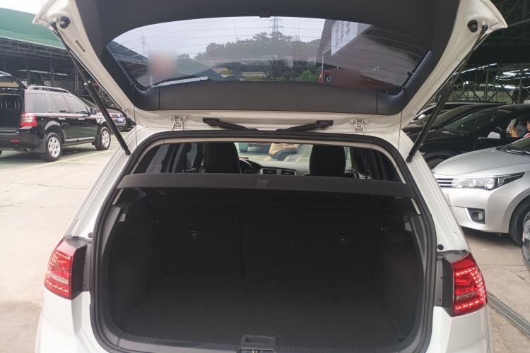 Used Volkswagen Golf 2016 230TSI Automatic Luxury Version