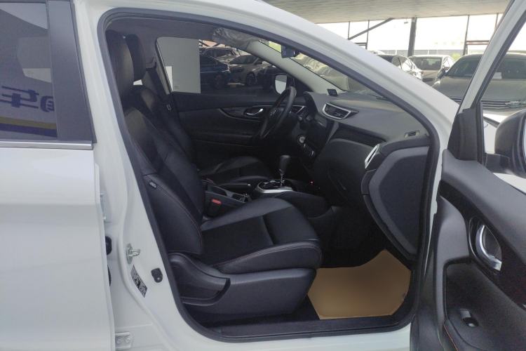 Used Nissan Qashqai 2016 2.0L CVT Elite Edition