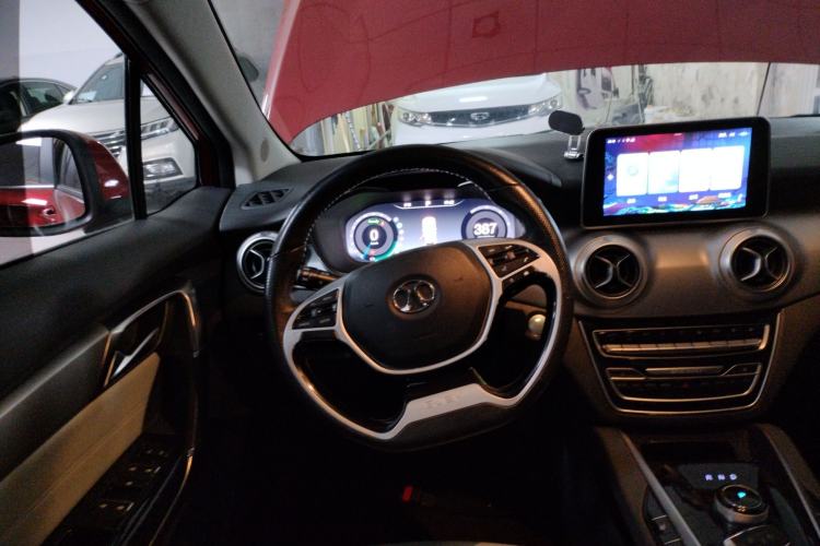 Used BAIC Beijing EU5 2018 R550 Smart Trend Edition
