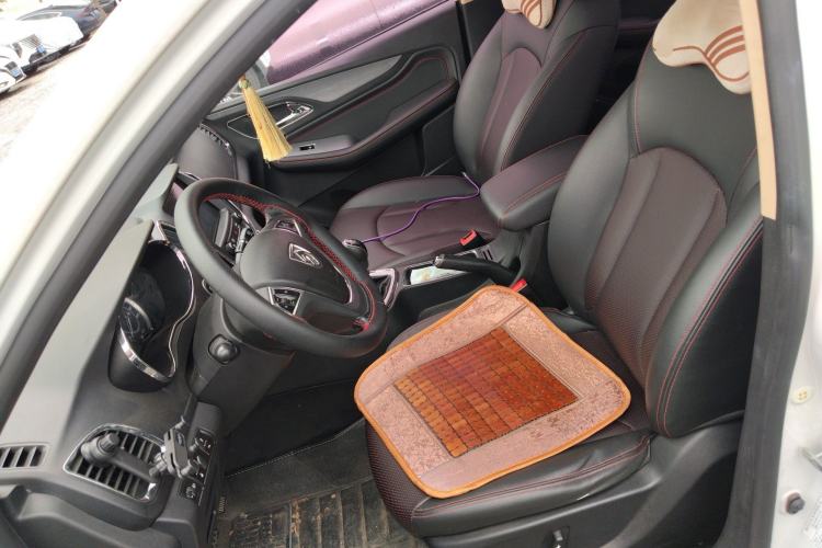 Used Baojun 560 2016 1.8L Manual Luxury Edition