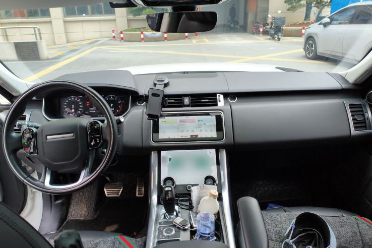 Used Land Rover Range Rover Sport 2020 3.0 L6 SE
