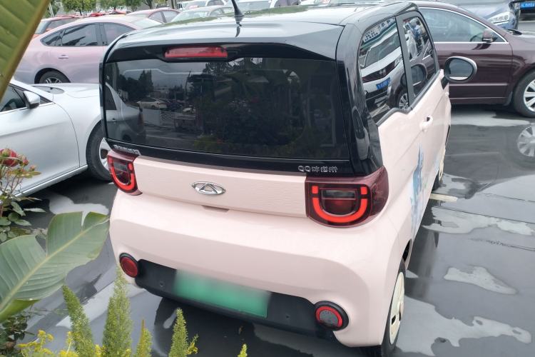 Used Chery QQ Ice Cream 2022 170km Sundae Phosphate Lithium-Ion
