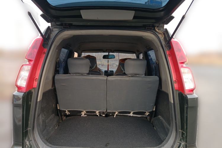 Used Suzuki Wagon R X5 2013 Cruise Edition 1.4L VVT Luxury Model China IV Standard
