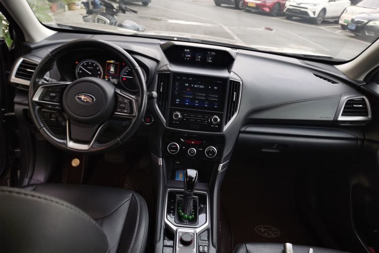 Used Subaru Forester 2019 2.0i Luxury Edition EyeSight
