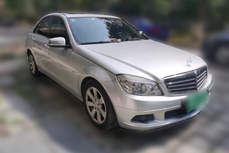 Used Mercedes-Benz C-Class 2010 C 180K Classic model