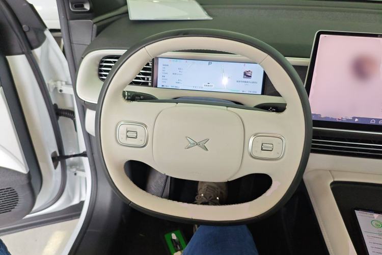 Used XPeng G6 2023 580 Long-Range Pro Steering Wheel
