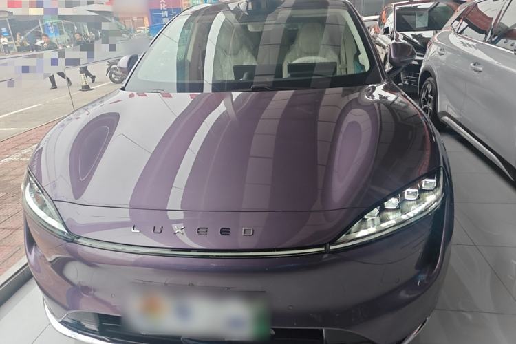 Used Hima Luxeed R7 2024 All-Electric 667 km Max
