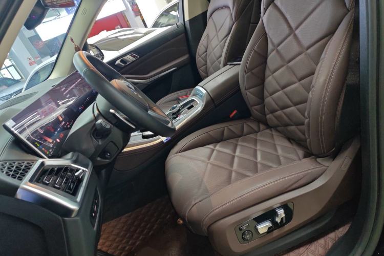 Used BMW X5 2026 Model, xDrive 30Li Prestige M Sport Night Package
