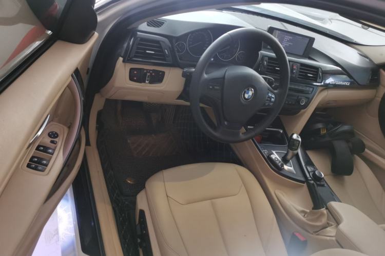 Used BMW 3 Series 2014 320Li Fashion Model
