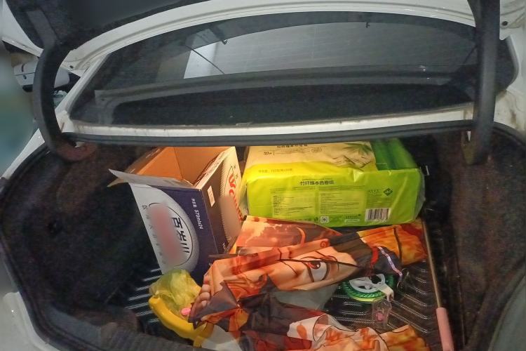 Used Buick Verano 2017 Sedan 20T Dual-Clutch Leading Model Trunk