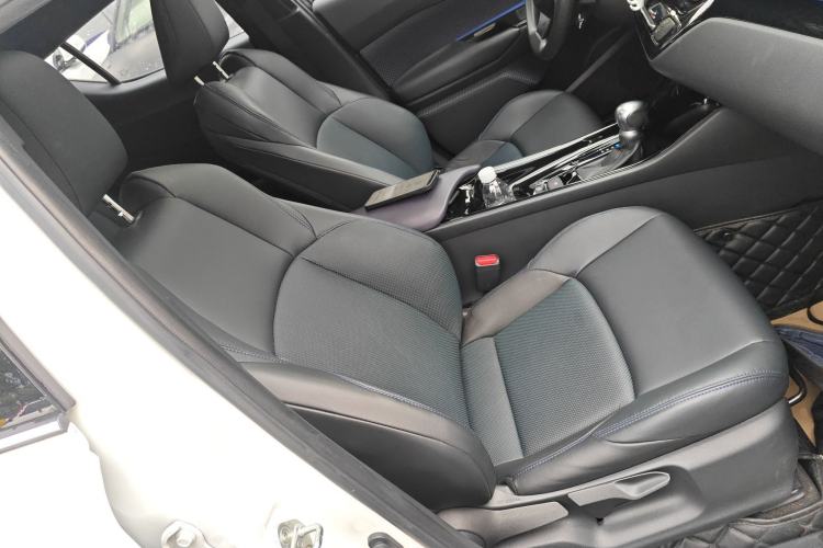 Used Toyota C-HR 2020 2.0L Leading Edition Right Front Seat