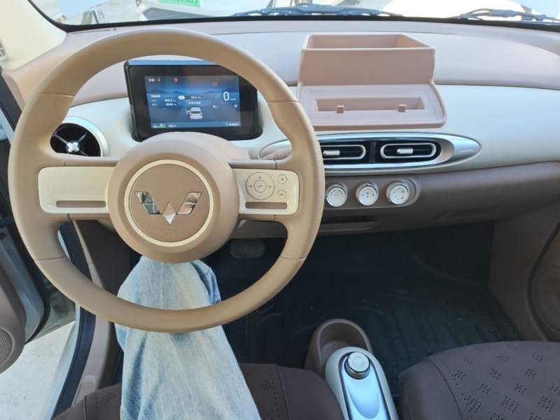 Used Wuling Hongguang MINIEV 2025 Four-Door Version Advanced Edition — 9